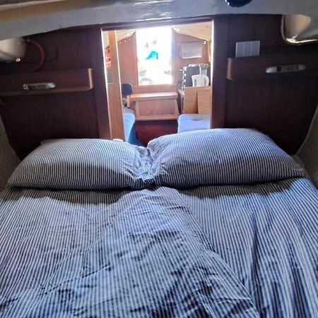 ホテル Unique Boat 1 Höganäs エクステリア 写真